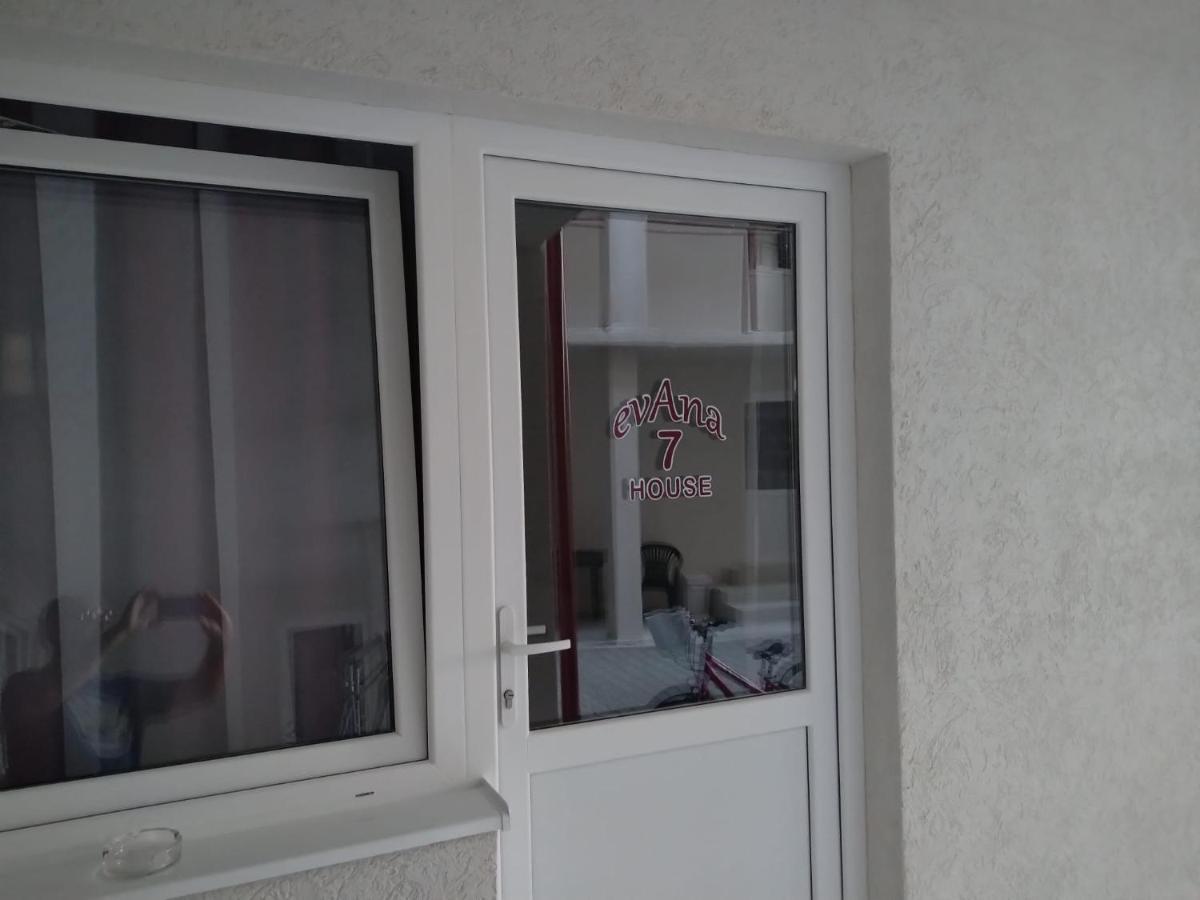 Evana House Costinesti Exterior photo