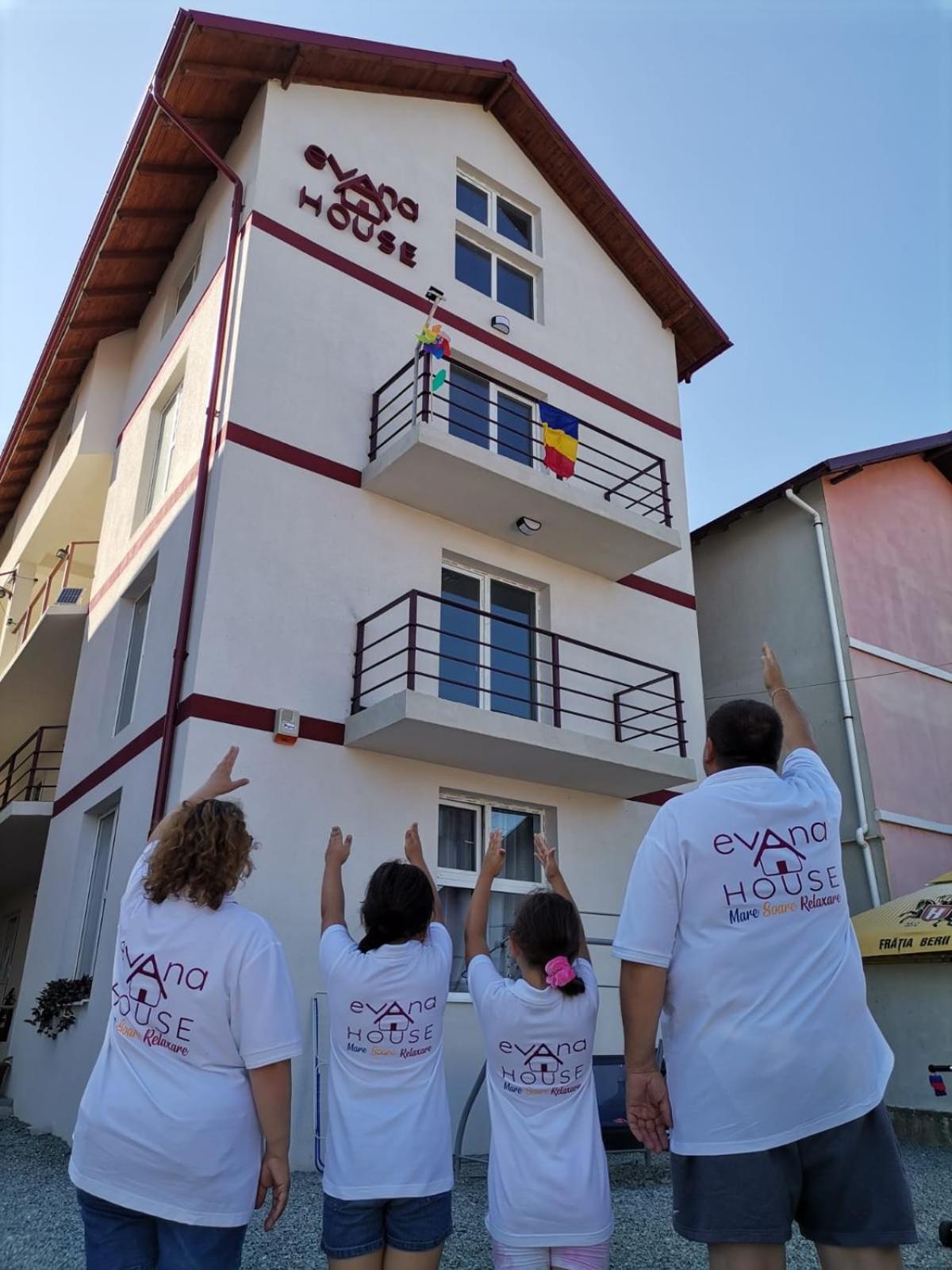 Evana House Costinesti Exterior photo